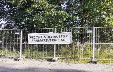 Protest mot nya modulhus i Haninge